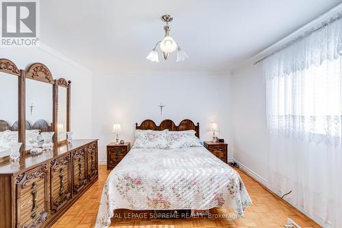Primary Bedroom - 7236 Meyer Drive, Mississauga, ON - Indoor Photo Showing Bedroom