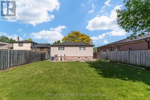 7236 Meyer Drive, Mississauga, ON - Outdoor