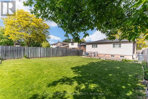 7236 Meyer Drive, Mississauga, ON - Outdoor
