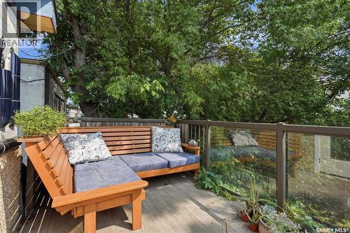 518 10Th Street E, Saskatoon, SK - Outdoor With Balcony