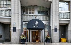 921 - 438 RICHMOND STREET W Toronto, ON M5V 3S6