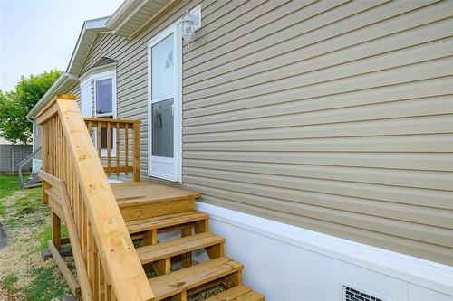 53 Springwood Drive, Winnipeg, MB - Outdoor With Exterior