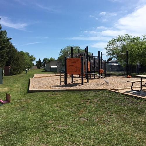 53 Springwood Drive, Winnipeg, MB - Outdoor