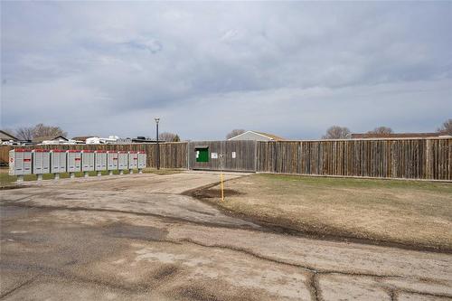 53 Springwood Drive, Winnipeg, MB - Outdoor
