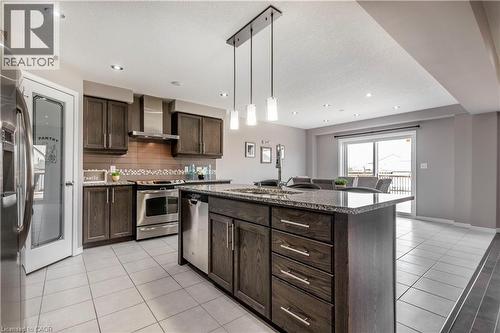 508 Netherwood Crescent, Kitchener, ON - Indoor Photo Showing Kitchen With Stainless Steel Kitchen With Double Sink With Upgraded Kitchen