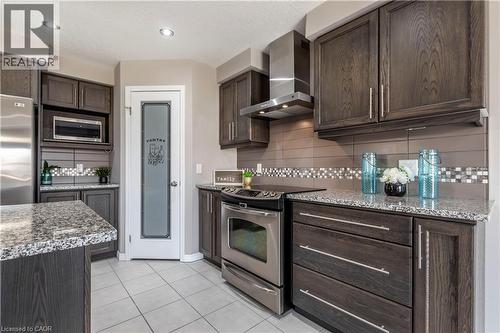 508 Netherwood Crescent, Kitchener, ON - Indoor Photo Showing Kitchen With Stainless Steel Kitchen With Upgraded Kitchen