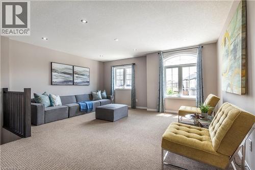 508 Netherwood Crescent, Kitchener, ON - Indoor Photo Showing Living Room