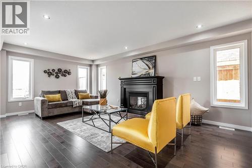 508 Netherwood Crescent, Kitchener, ON - Indoor Photo Showing Living Room With Fireplace