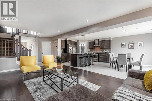 508 Netherwood Crescent, Kitchener, ON - Indoor Photo Showing Living Room