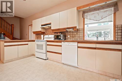 749 Gibson Road, Balgonie, SK - Indoor Photo Showing Kitchen