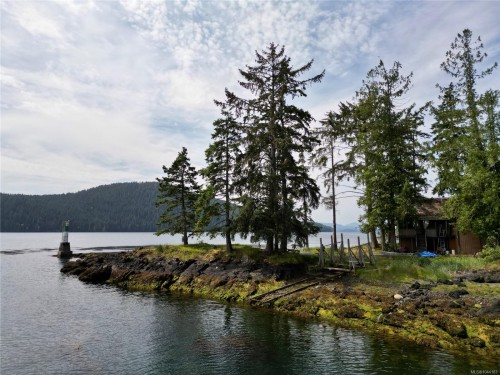 185 Leeson Point Rd, Quatsino, BC 