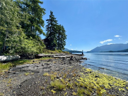 185 Leeson Point Rd, Quatsino, BC 
