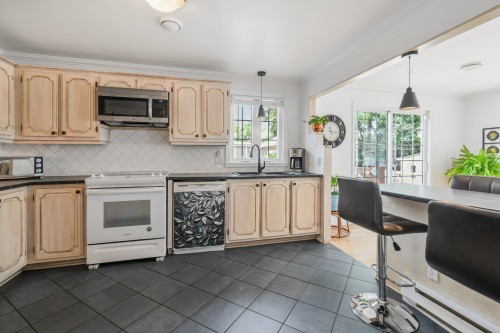 Cuisine - 7305 Rue Turner, Brossard, QC - Indoor Photo Showing Kitchen