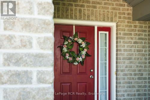 246 16Th Avenue Crescent, Hanover, ON -  With Exterior