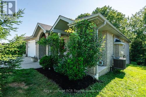 central air - 246 16Th Avenue Crescent, Hanover, ON - Outdoor