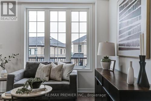 1259 Winding Woods Trail, Pickering, ON - Indoor Photo Showing Living Room