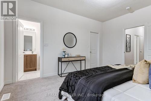 1259 Winding Woods Trail, Pickering, ON - Indoor Photo Showing Bedroom