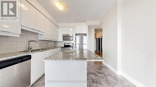 1109 - 2910 Highway 7, Vaughan, ON - Indoor Photo Showing Kitchen With Stainless Steel Kitchen With Double Sink With Upgraded Kitchen