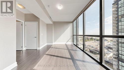 1109 - 2910 Highway 7, Vaughan, ON - Indoor Photo Showing Other Room