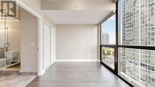 1109 - 2910 Highway 7, Vaughan, ON - Indoor Photo Showing Other Room