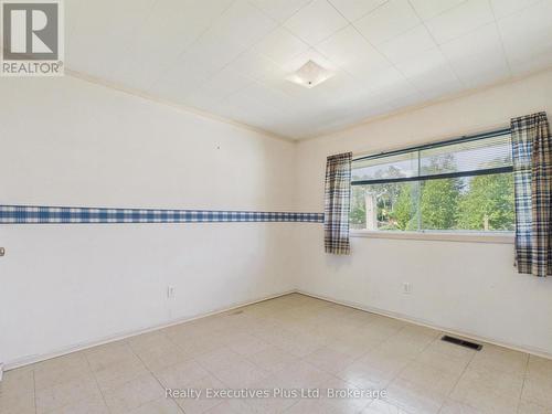 106 Cheryl Crescent, Strong, ON - Indoor