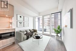 412 - 28 ANN STREET  Mississauga, ON L5G 3G1