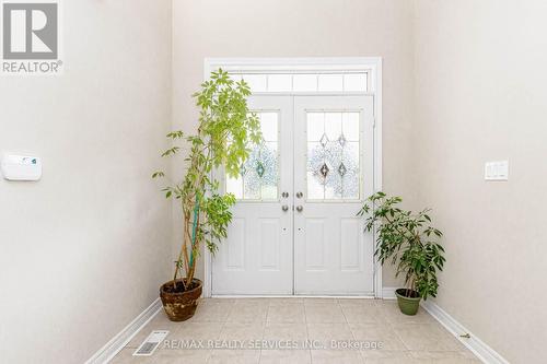 128 Valleywood Boulevard, Caledon, ON - Indoor Photo Showing Other Room