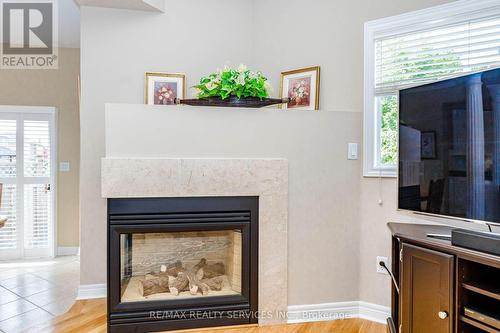128 Valleywood Boulevard, Caledon, ON - Indoor Photo Showing Living Room With Fireplace