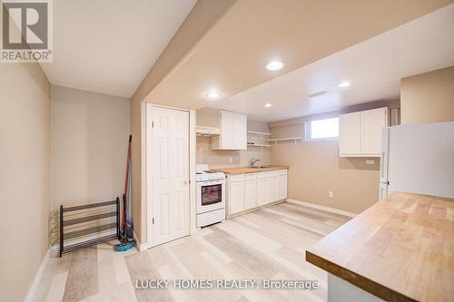 711 Otonabee Drive, Peterborough, ON - Indoor
