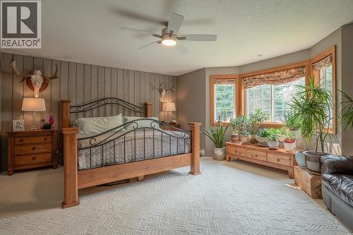 6650 Ryall Road, Lone Butte, BC - Indoor Photo Showing Bedroom