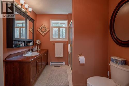 6650 Ryall Road, Lone Butte, BC - Indoor Photo Showing Bathroom