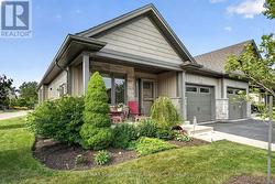 25 RICHARD CRESCENT  West Lincoln, ON L0R 2A0