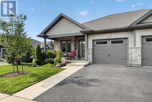 25 Richard Crescent, West Lincoln, ON - Outdoor With Facade