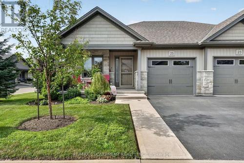25 Richard Crescent, West Lincoln, ON - Outdoor With Facade