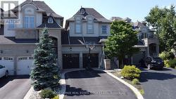 2307 WUTHERING HEIGHTS WAY  Oakville, ON L6M 0E7
