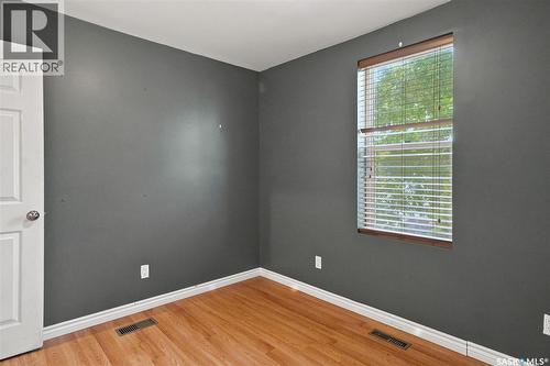 406 27Th Street W, Saskatoon, SK - Indoor Photo Showing Other Room