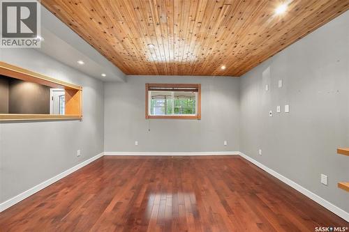406 27Th Street W, Saskatoon, SK - Indoor Photo Showing Other Room