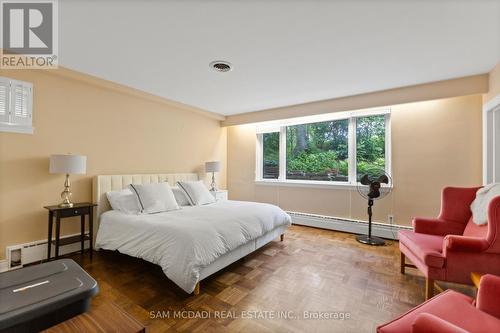 461 Temagami Crescent, Mississauga, ON - Indoor Photo Showing Bedroom