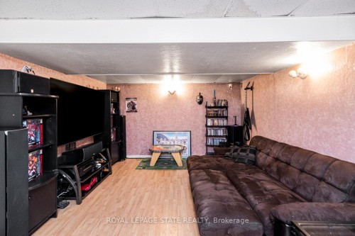 127 Terni Boulevard, Hamilton, ON - Indoor