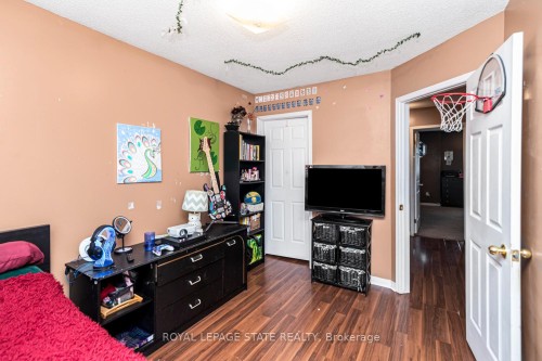127 Terni Boulevard, Hamilton, ON - Indoor