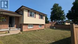 UPPER - 7 GREENING AVENUE Hamilton, ON L8E 3Z8