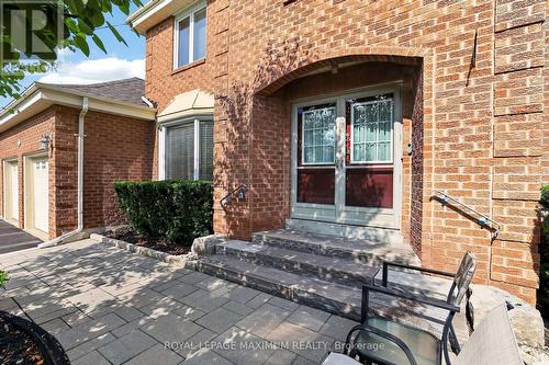 33 Whitburn Crescent, Vaughan, ON - Outdoor With Exterior