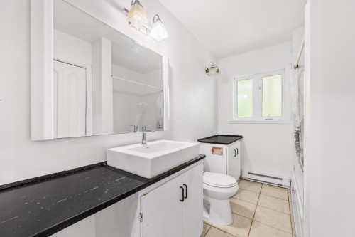 Salle de bains - 4015 Ch. Plaisance, Sainte-Julienne, QC - Indoor Photo Showing Bathroom