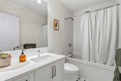 #2-949 Pembroke St, Victoria, BC 