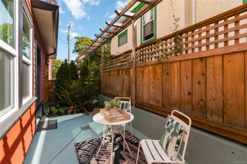 #2-949 Pembroke St, Victoria, BC 