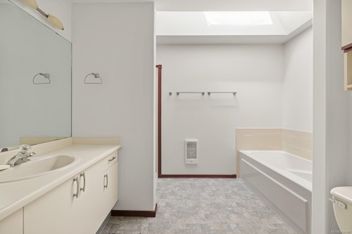 #12-930 Josephine Rd, Central Saanich, BC 