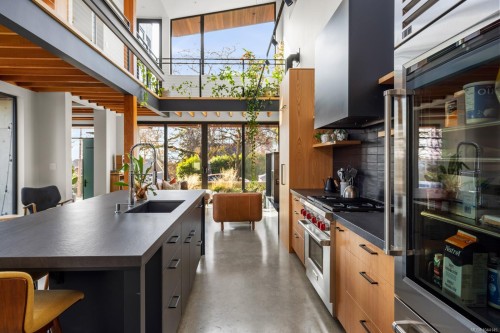 3025 Jackson St, Victoria, BC 