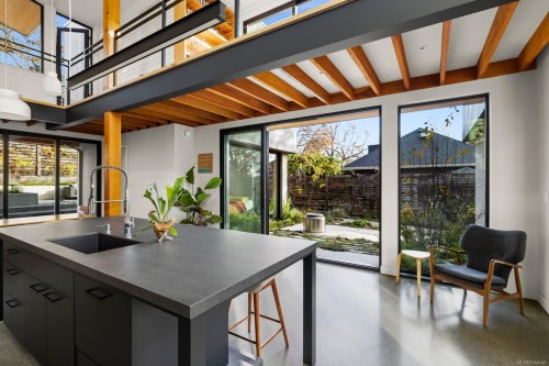 3025 Jackson St, Victoria, BC 