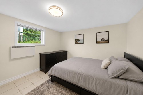 1120 Caledonia Ave, Victoria, BC 