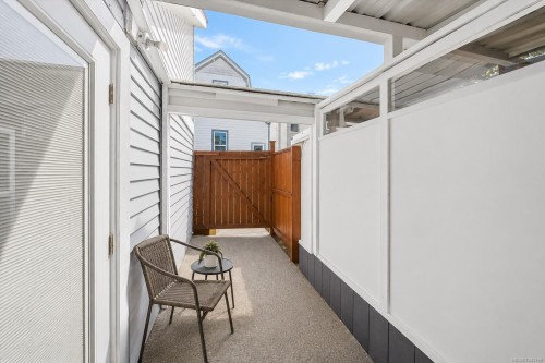 1120 Caledonia Ave, Victoria, BC 